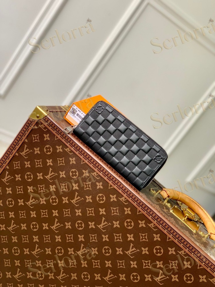 LOUIS VUITTON ZIPPY WALLET