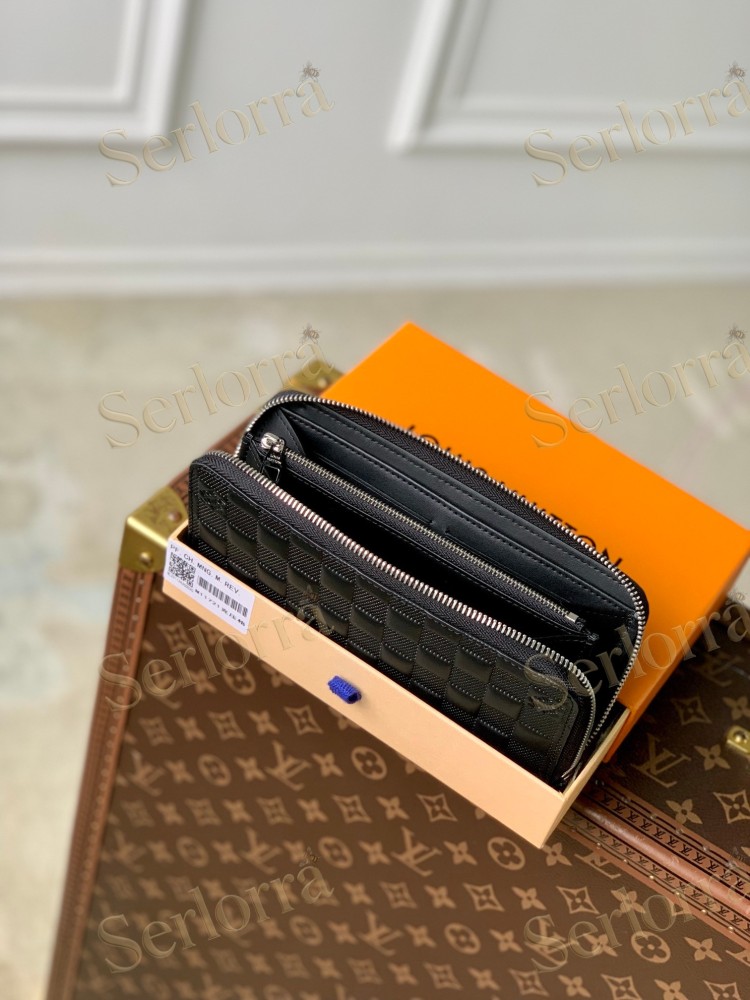 LOUIS VUITTON ZIPPY WALLET