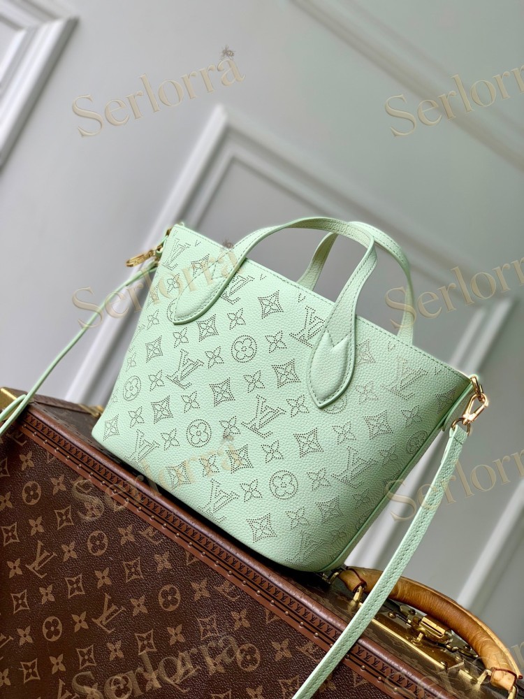 LOUIS VUITTON BLOSSOM PM