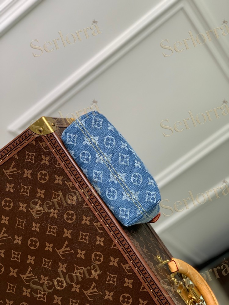 LOUIS VUITTON DENIM HILLS POCHETTE