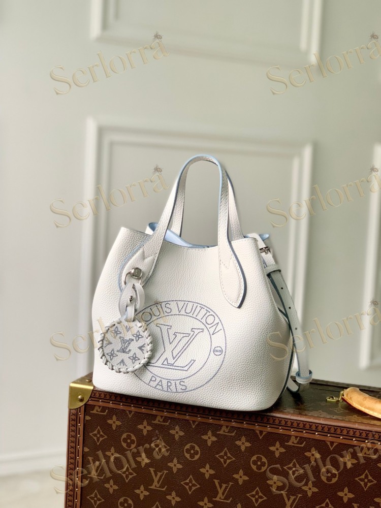 LOUIS VUITTON BLOSSOM PM