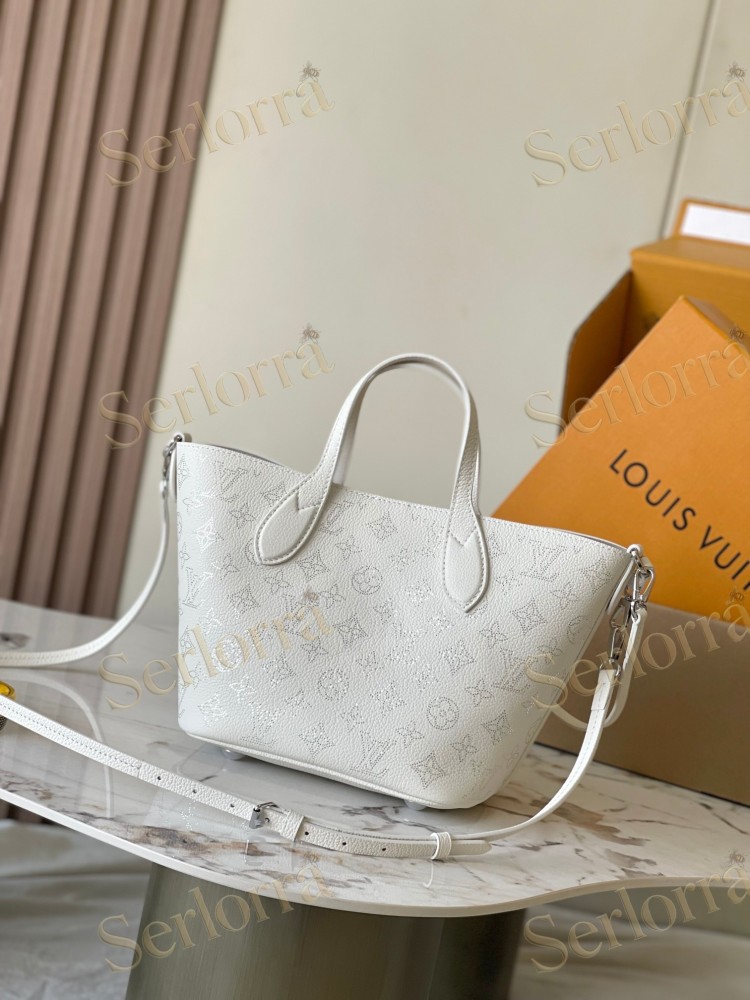 LOUIS VUITTON BLOSSOM PM