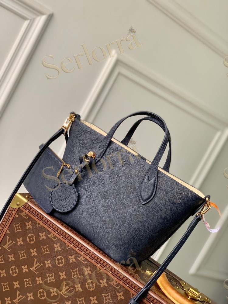 LOUIS VUITTON BLOSSOM PM