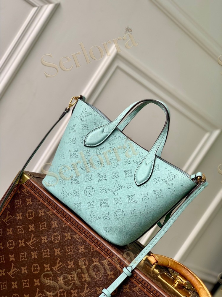 LOUIS VUITTON BLOSSOM PM