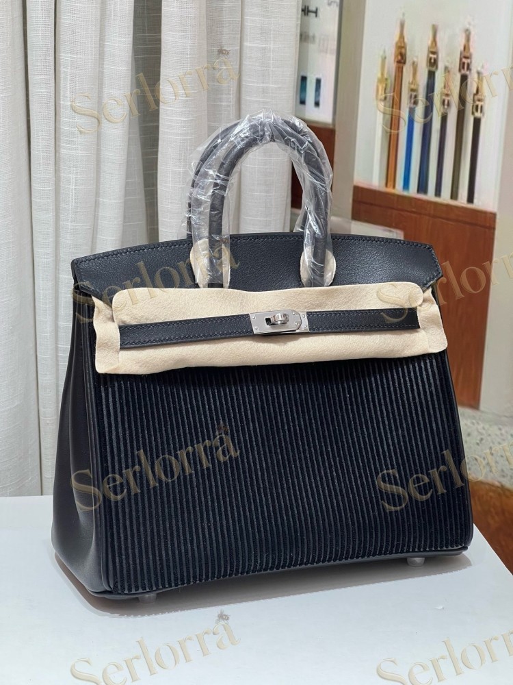 HERMES BIRKIN 25 PLEATED SWIFT LEATHER WITH PALLADIUM HARDWARE