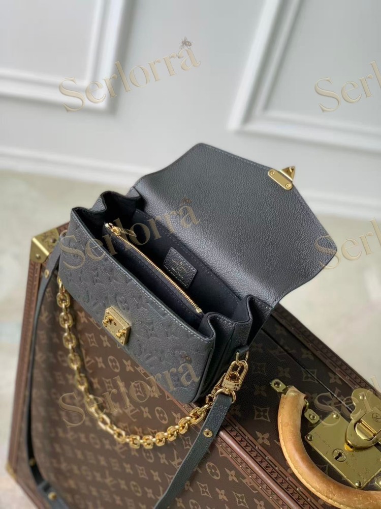 LOUIS VUITTON POCHETTE MÉTIS EAST WEST