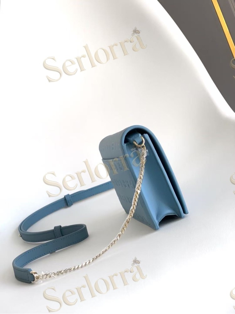 BVLGARI LOGO CALFSKIN WALLET ON CHAIN