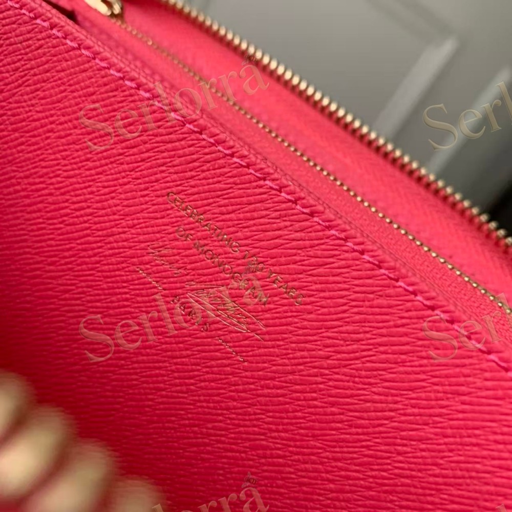 LOUIS VUITTON ZIPPY WALLET