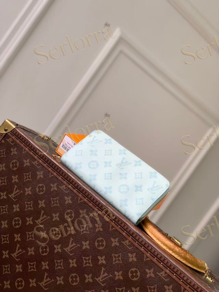 LOUIS VUITTON ZIPPY WALLET
