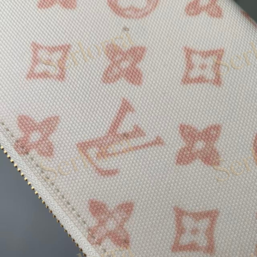 LOUIS VUITTON ZIPPY WALLET