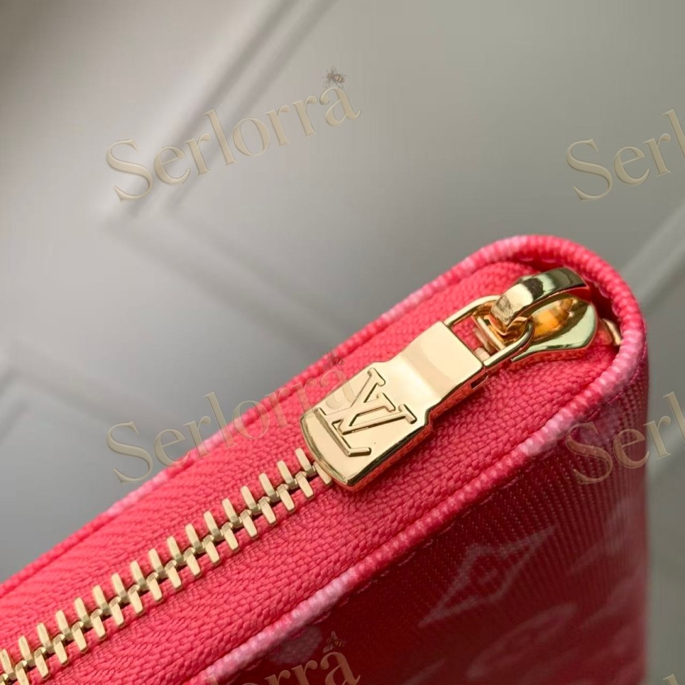 LOUIS VUITTON ZIPPY WALLET