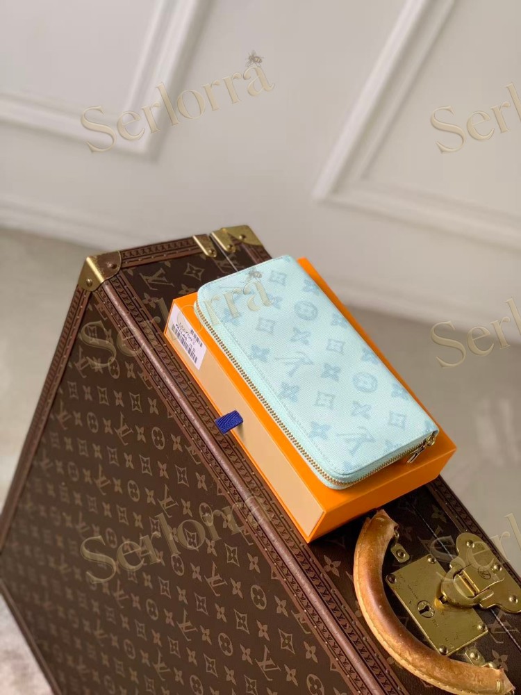LOUIS VUITTON ZIPPY WALLET