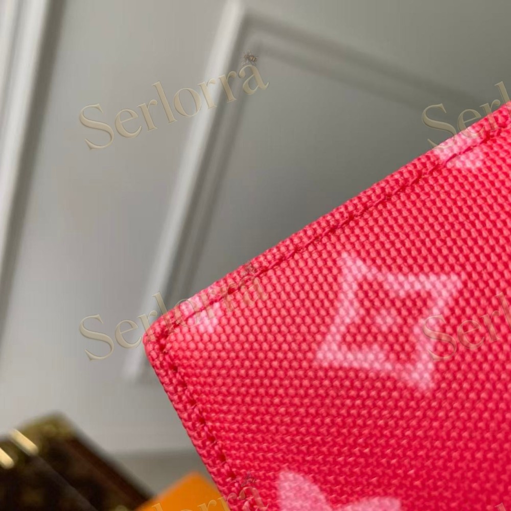 LOUIS VUITTON CARD HOLDER