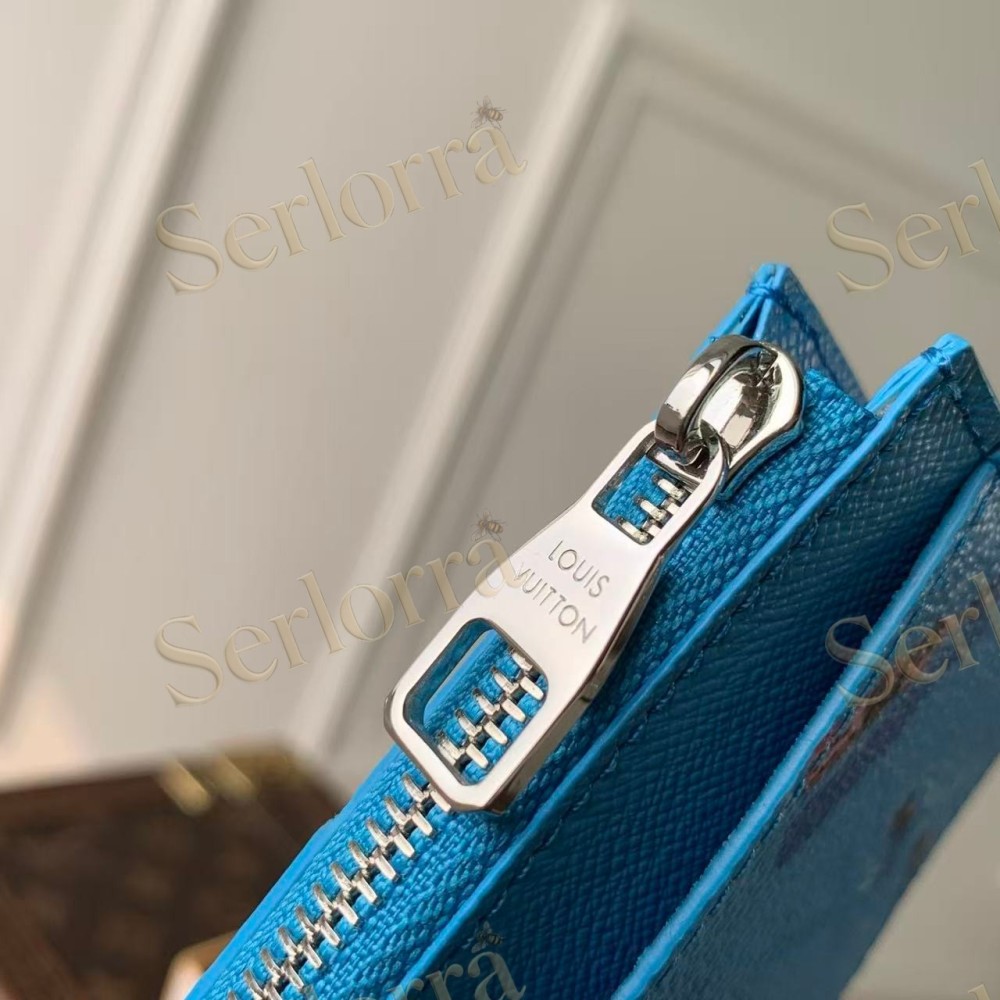 LOUIS VUITTON CARD HOLDER
