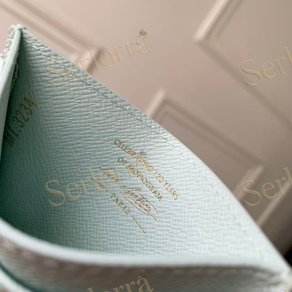 LOUIS VUITTON CARD HOLDER