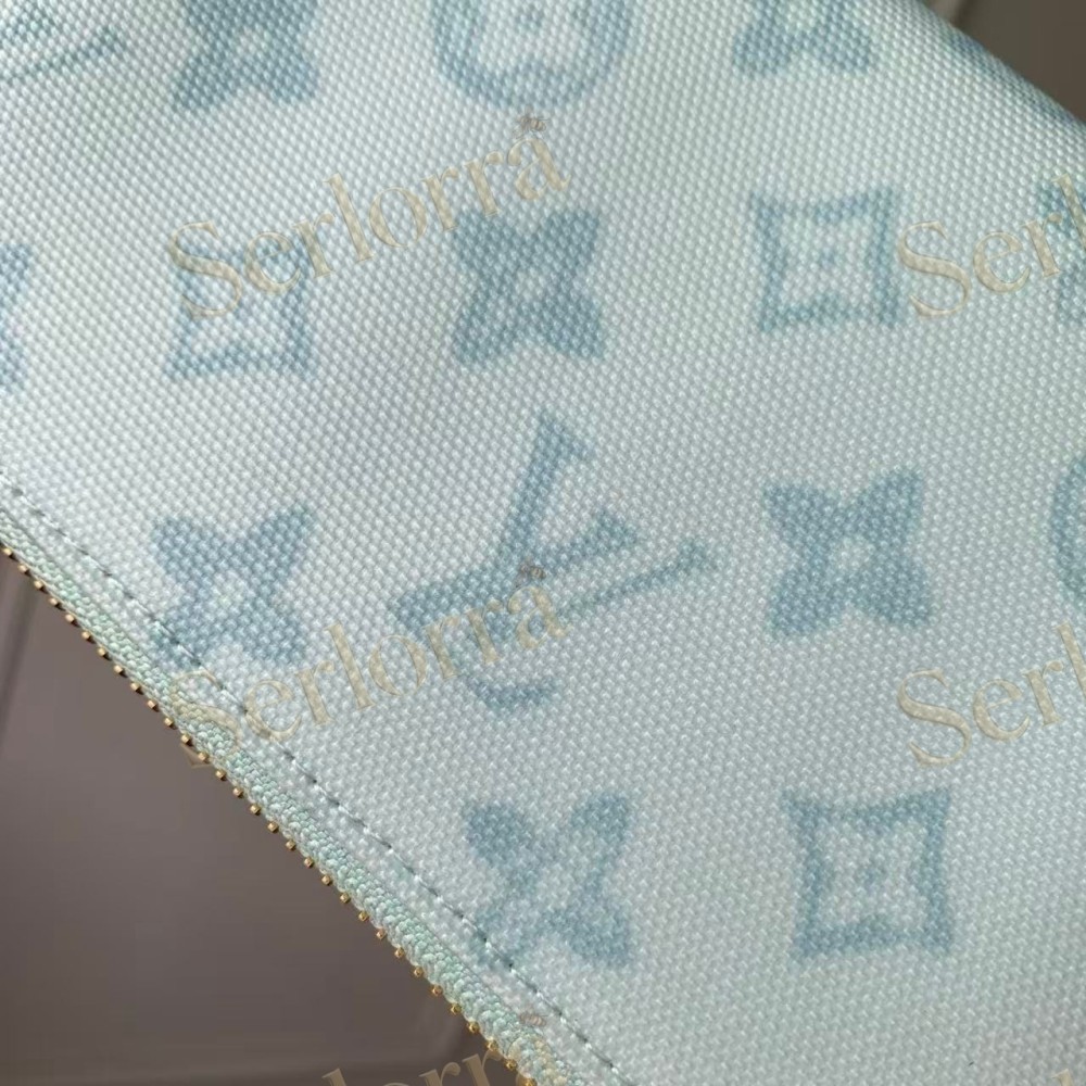 LOUIS VUITTON ZIPPY WALLET