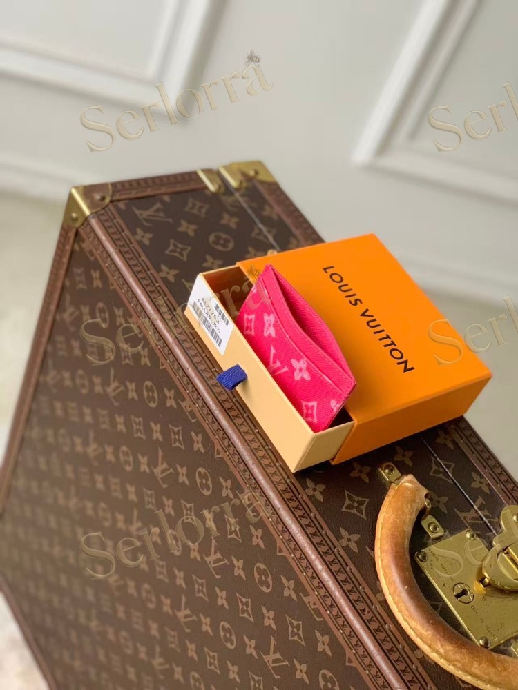 LOUIS VUITTON CARD HOLDER