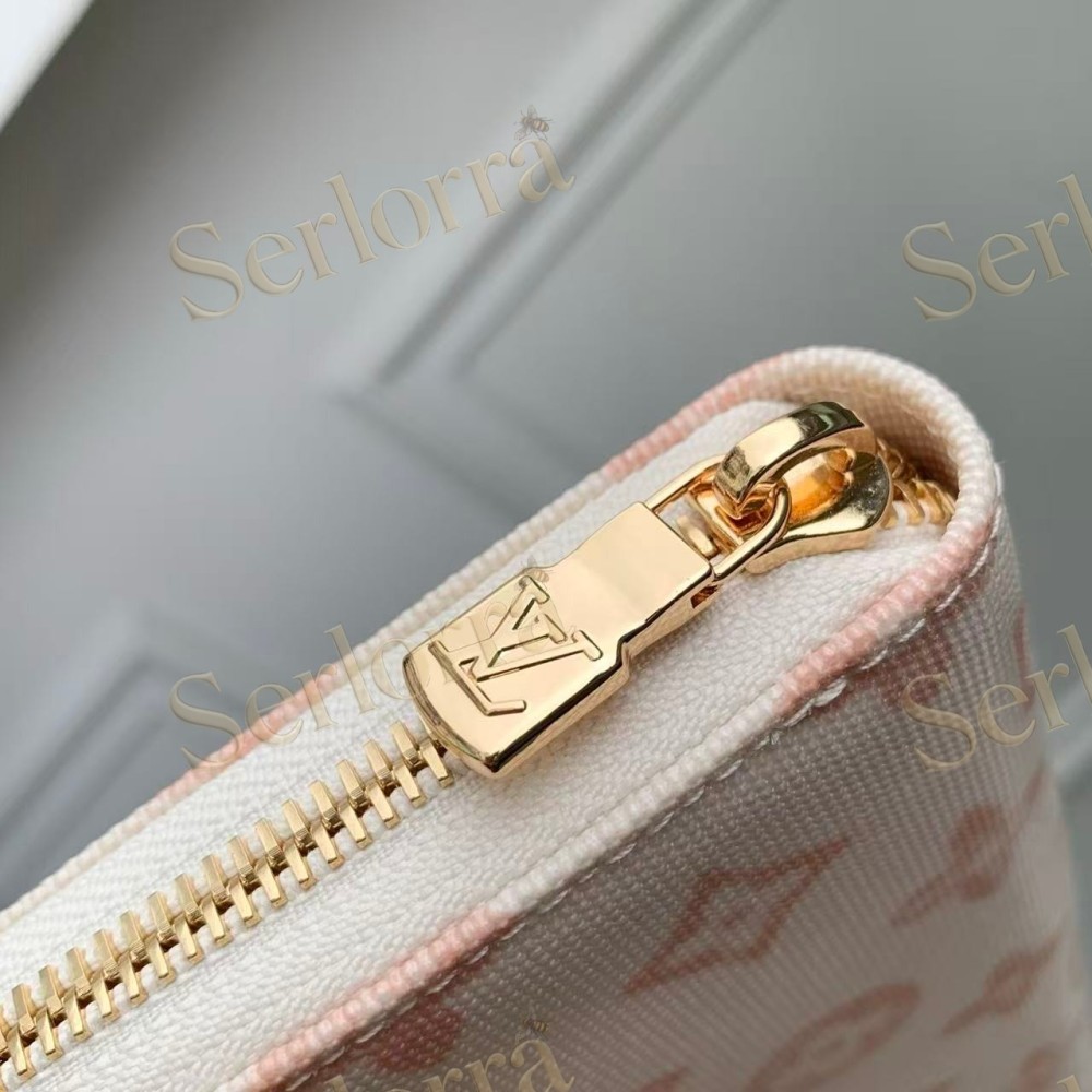 LOUIS VUITTON ZIPPY WALLET