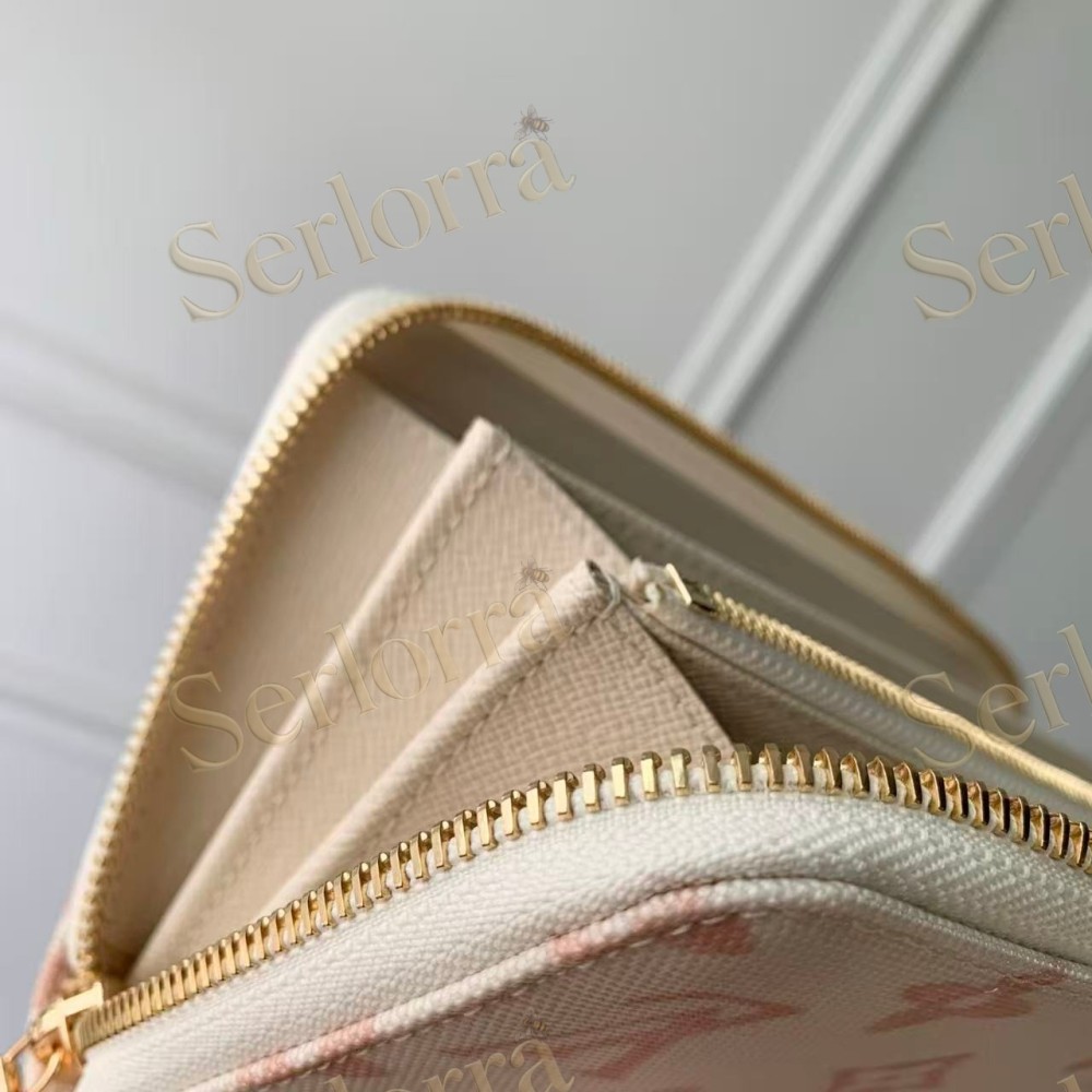 LOUIS VUITTON ZIPPY WALLET
