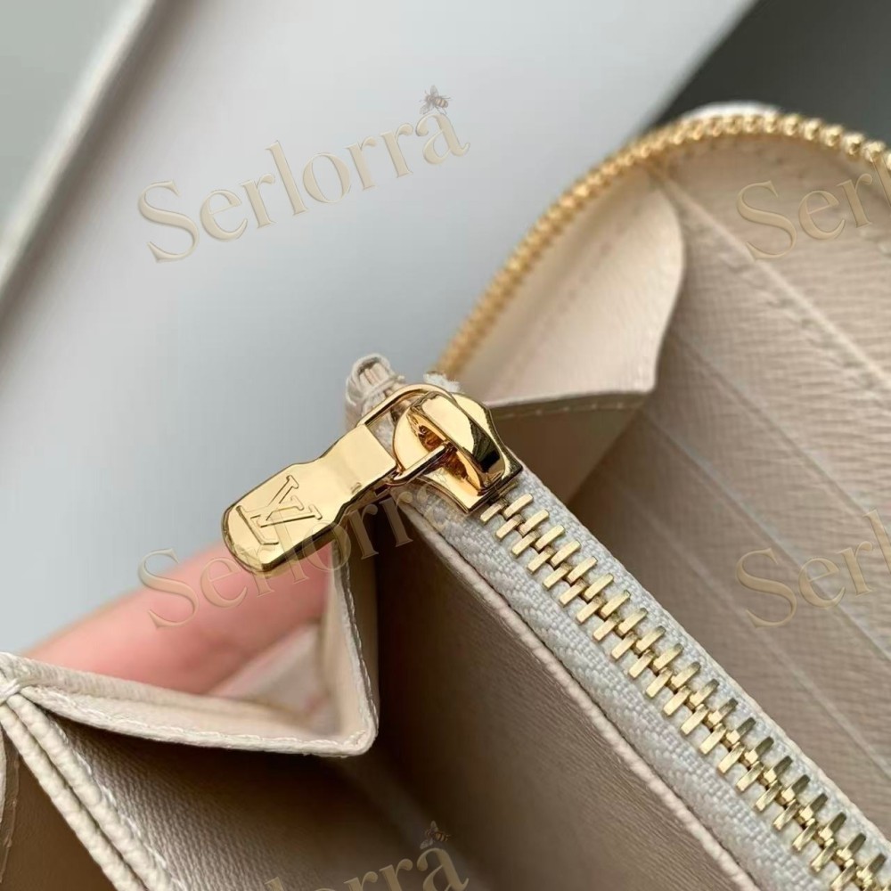 LOUIS VUITTON ZIPPY WALLET