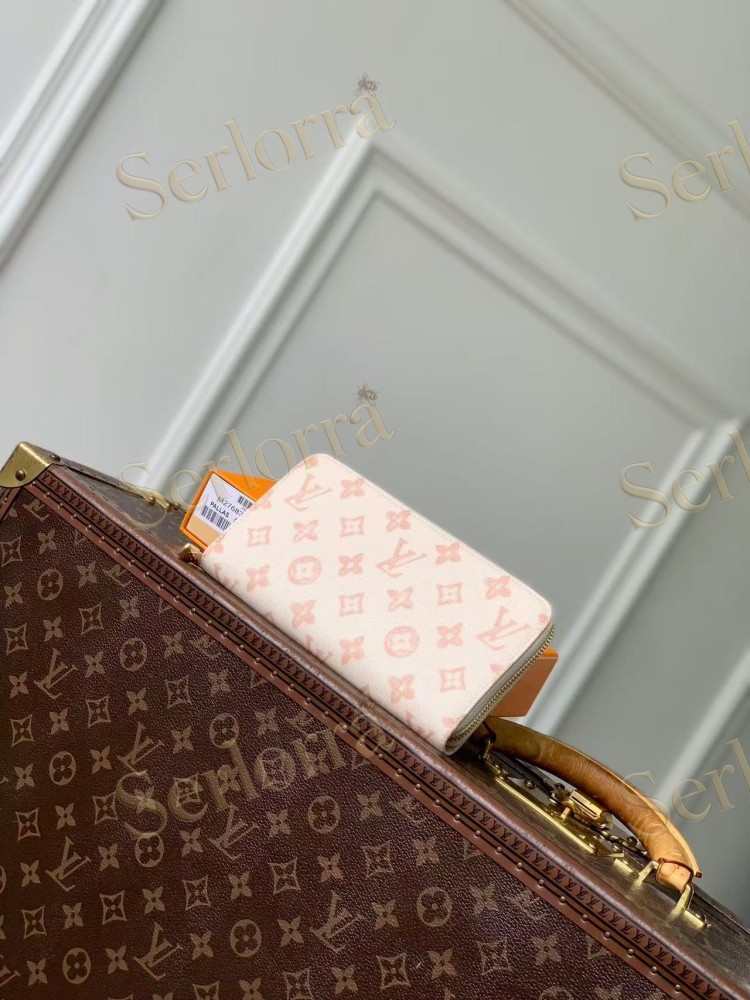 LOUIS VUITTON ZIPPY WALLET