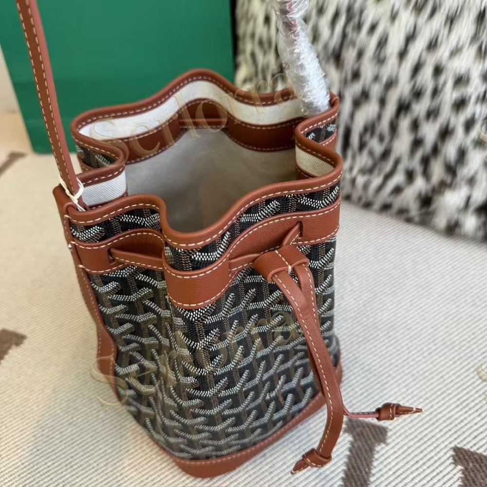 GOYARD PETIT FLOT BUCKET BAG