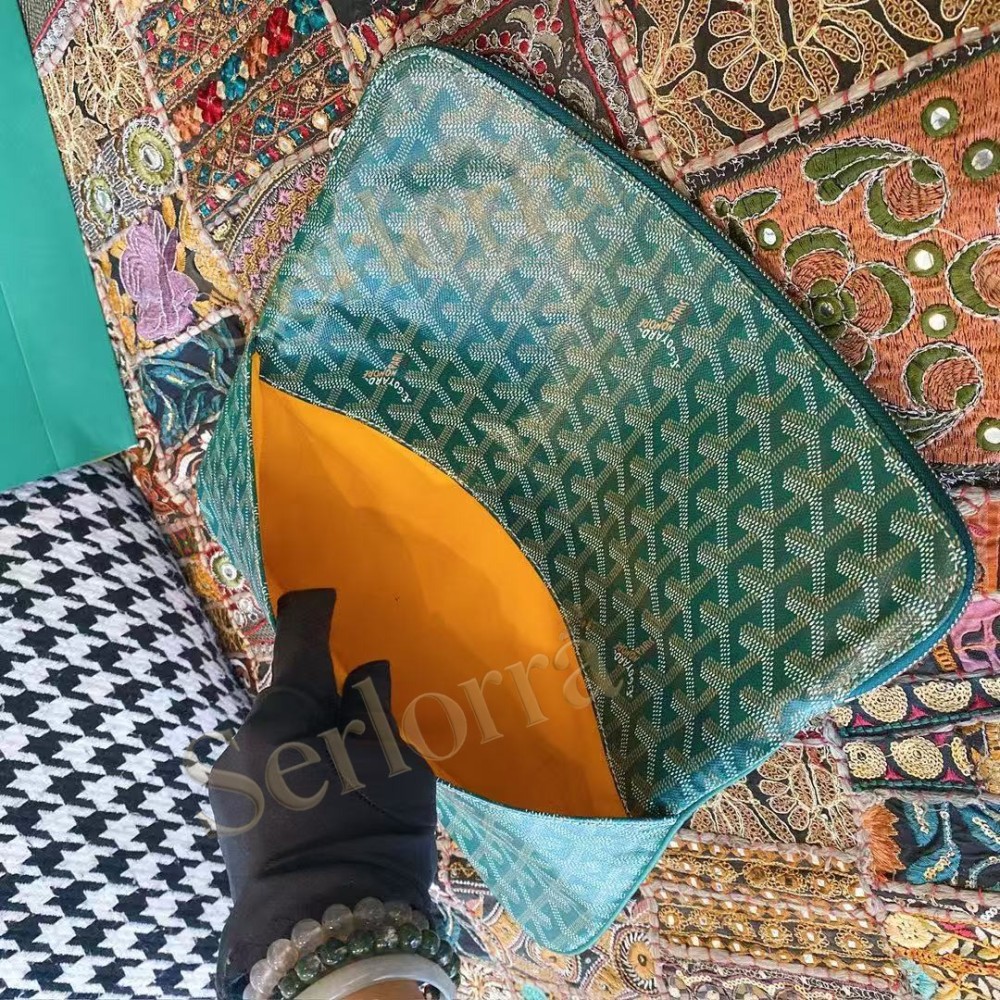 GOYARD SAINTE-MARIE MM CLUTCH