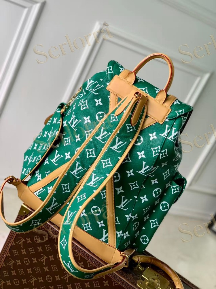 LOUIS VUITTON CHRISTOPHER MM