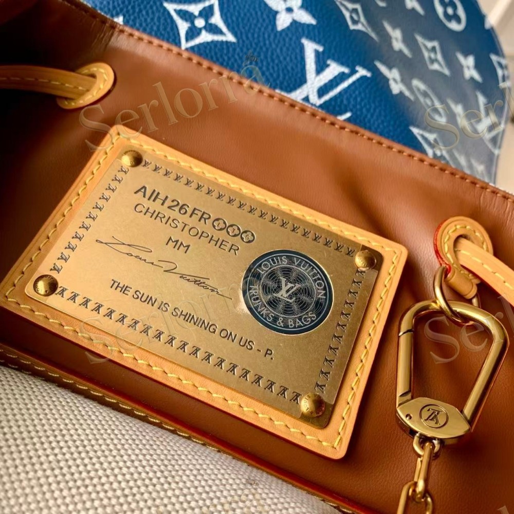 LOUIS VUITTON CHRISTOPHER MM