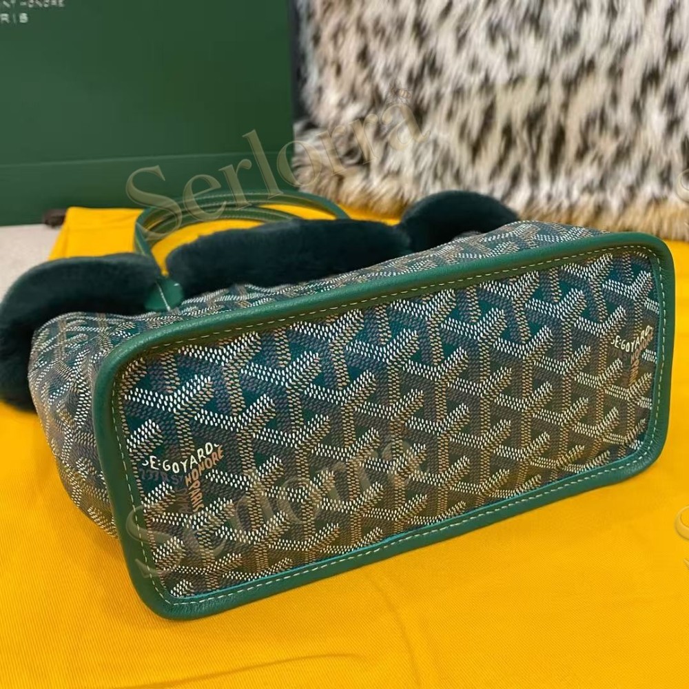 GOYARD MINI ANJOU