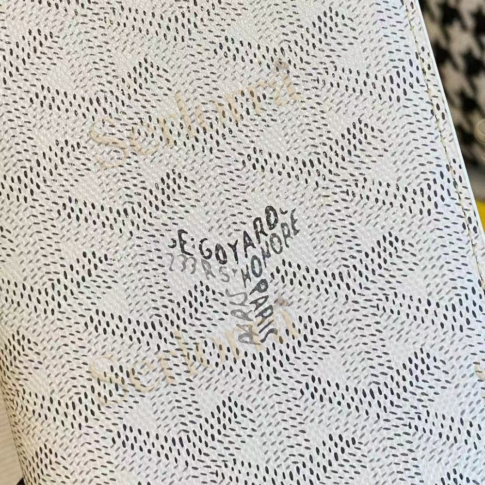 GOYARD GRENELLE PASSPORT COVER