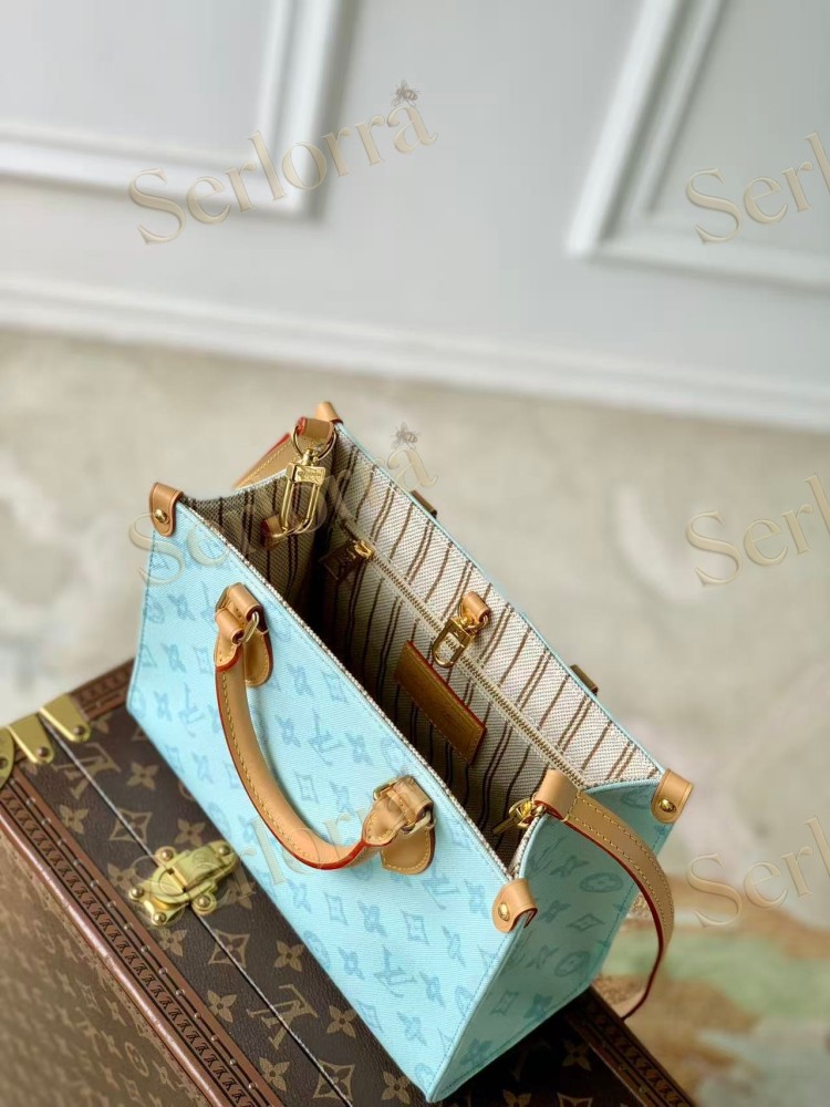 LOUIS VUITTON ONTHEGO PM