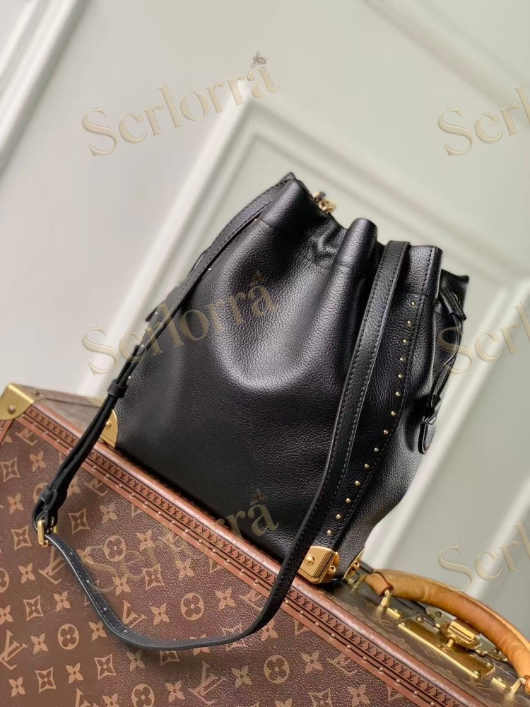 LOUIS VUITTON NOÉ TRUNK