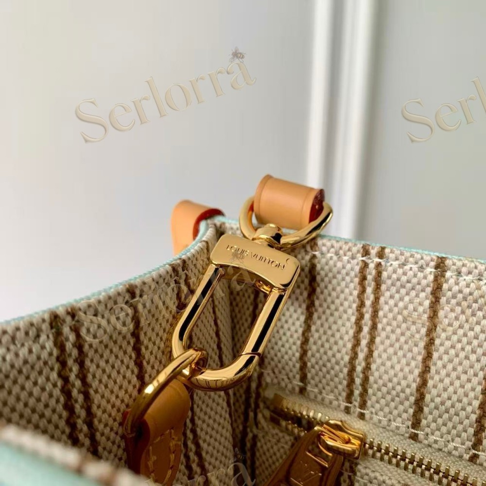 LOUIS VUITTON ONTHEGO PM