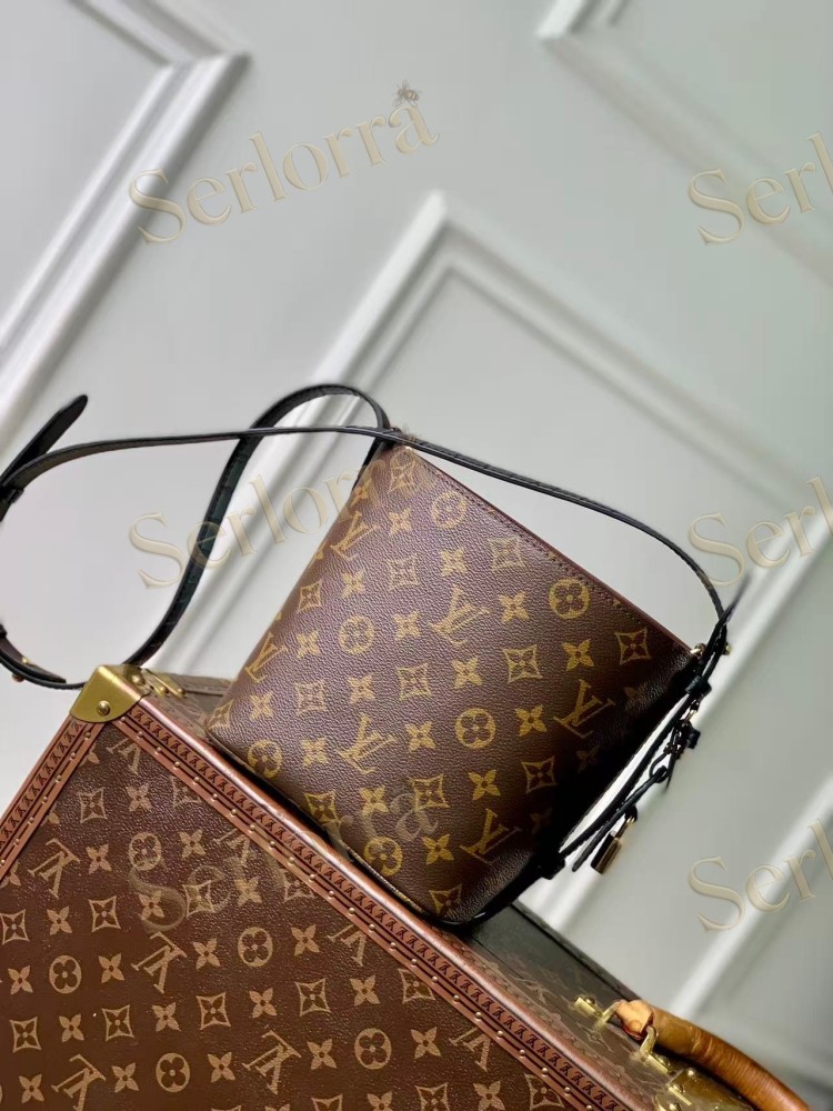 LOUIS VUITTON ALL IN BB