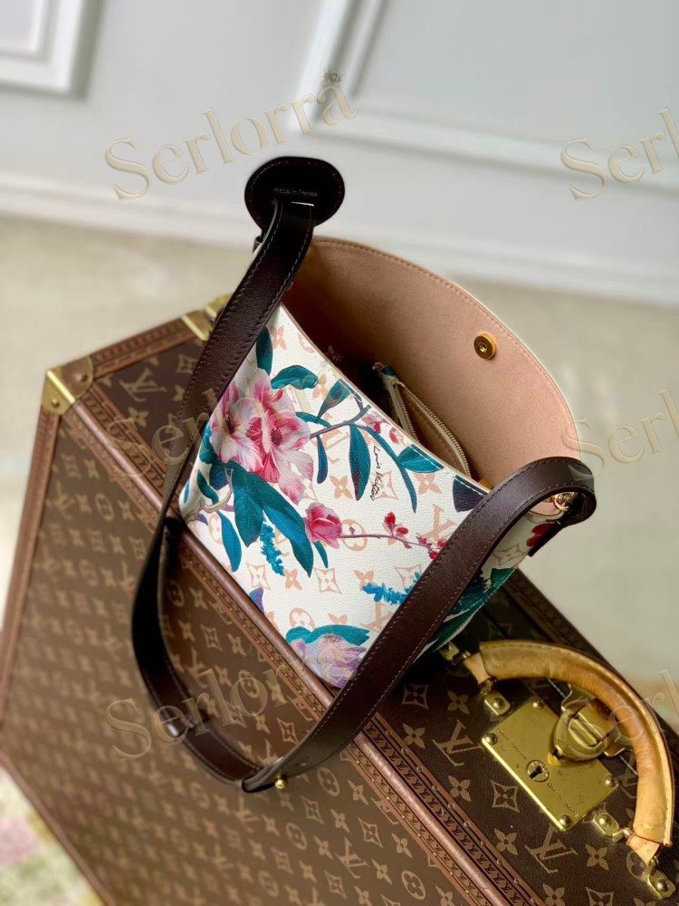 LOUIS VUITTON ALL IN BB