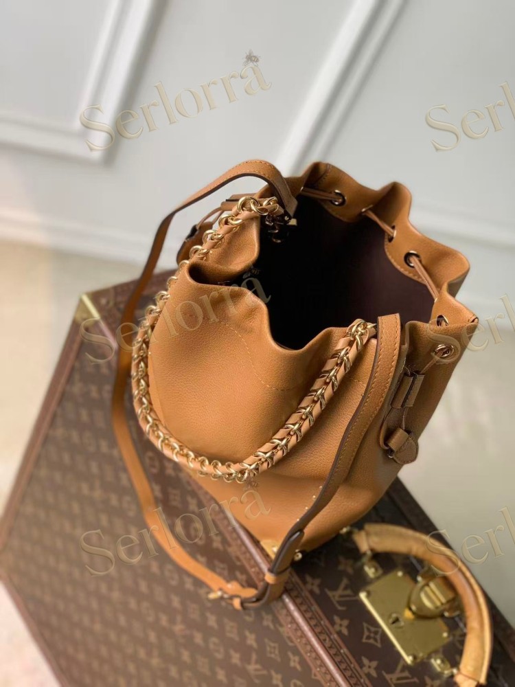 LOUIS VUITTON NOÉ TRUNK