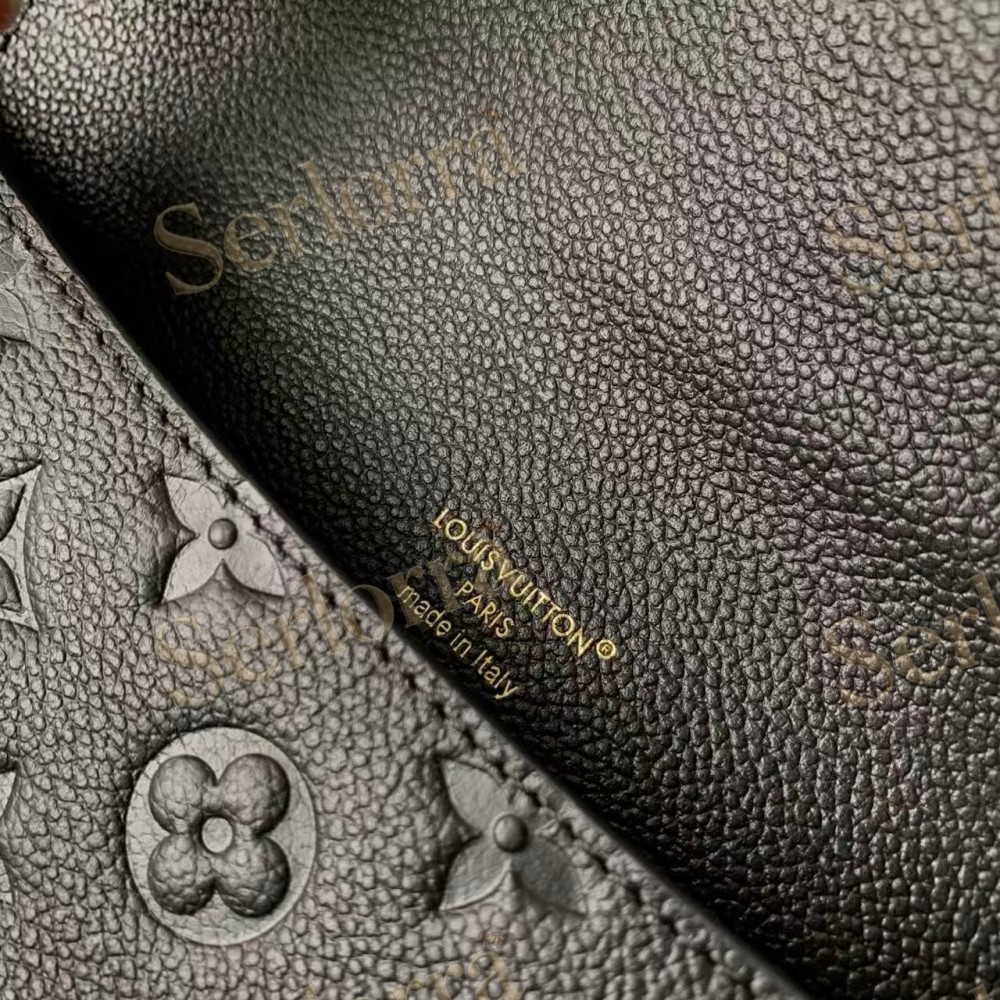LOUIS VUITTON METIS HOBO