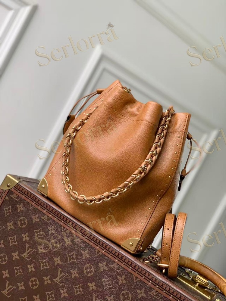 LOUIS VUITTON NOÉ TRUNK