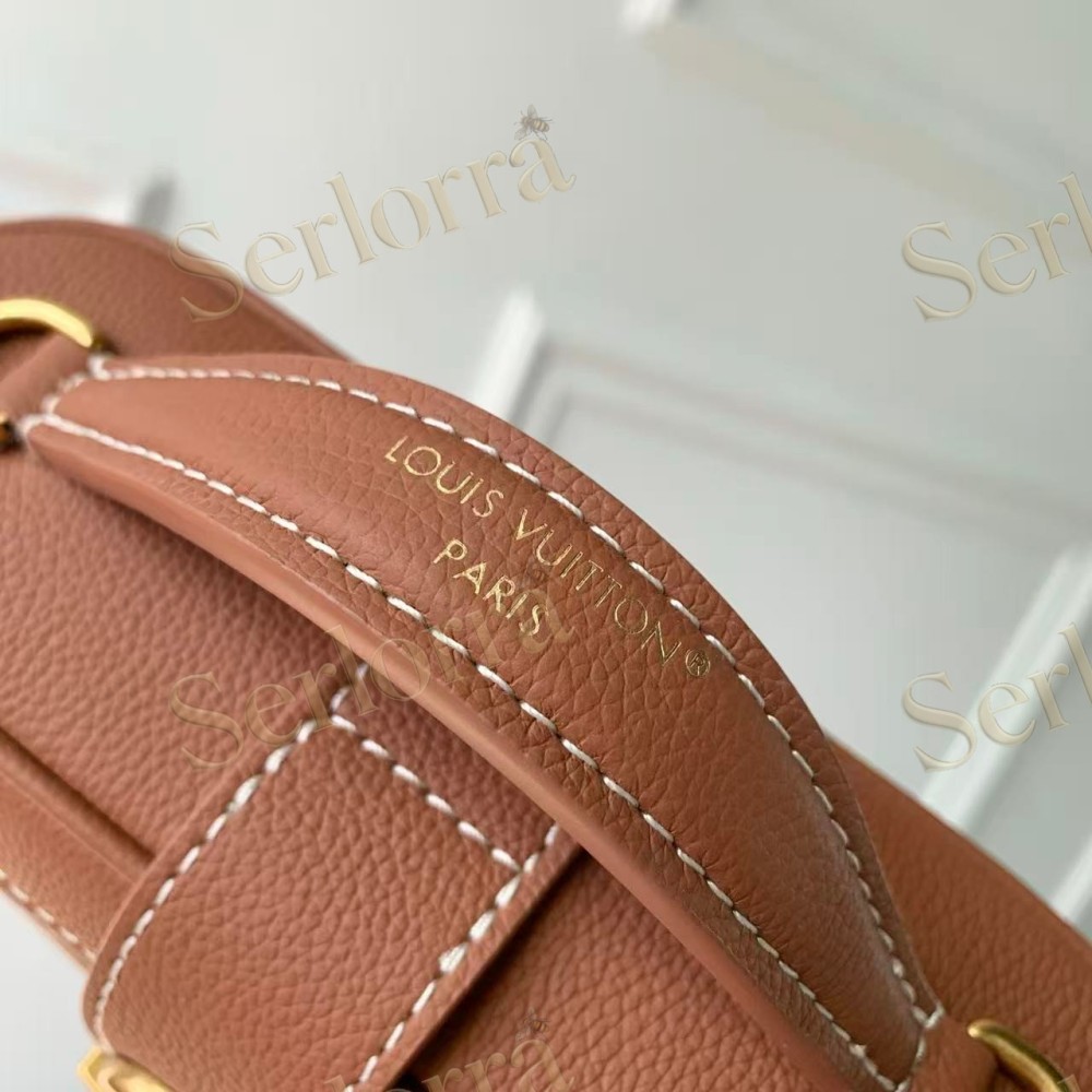 LOUIS VUITTON LOW KEY VANITY POUCH