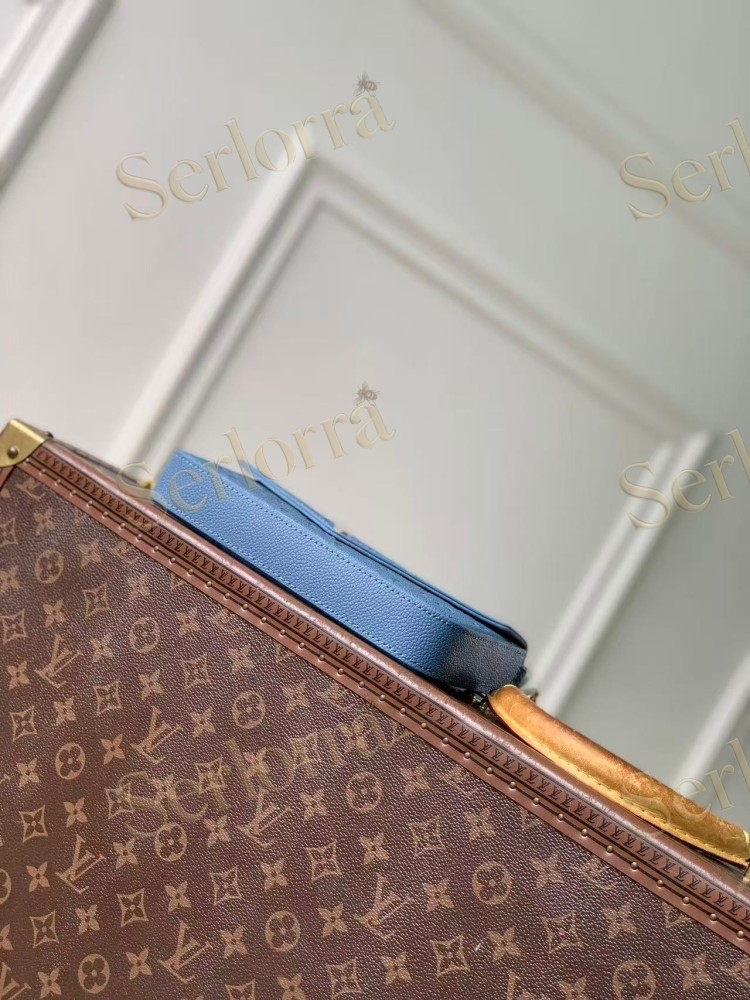 LOUIS VUITTON POCHETTE FÉLICIE