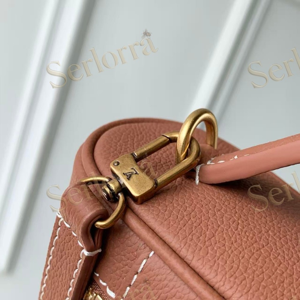 LOUIS VUITTON LOW KEY VANITY POUCH
