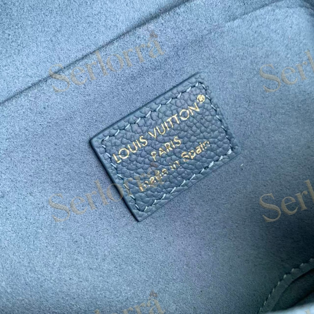 LOUIS VUITTON POCHETTE FÉLICIE