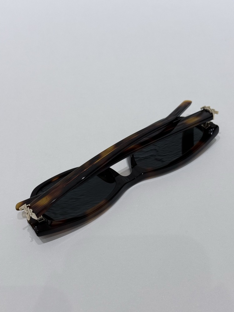 SAINT LAURENT SUNGLASSES