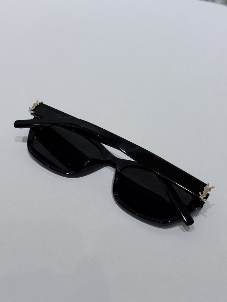SAINT LAURENT SUNGLASSES