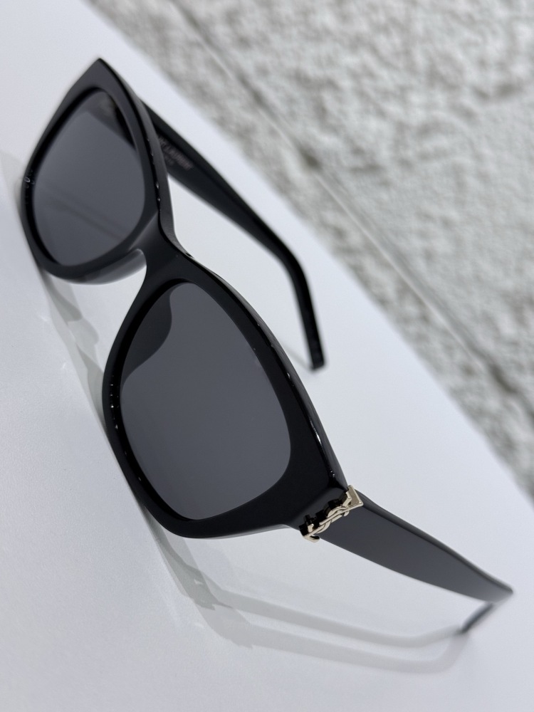 SAINT LAURENT SUNGLASSES