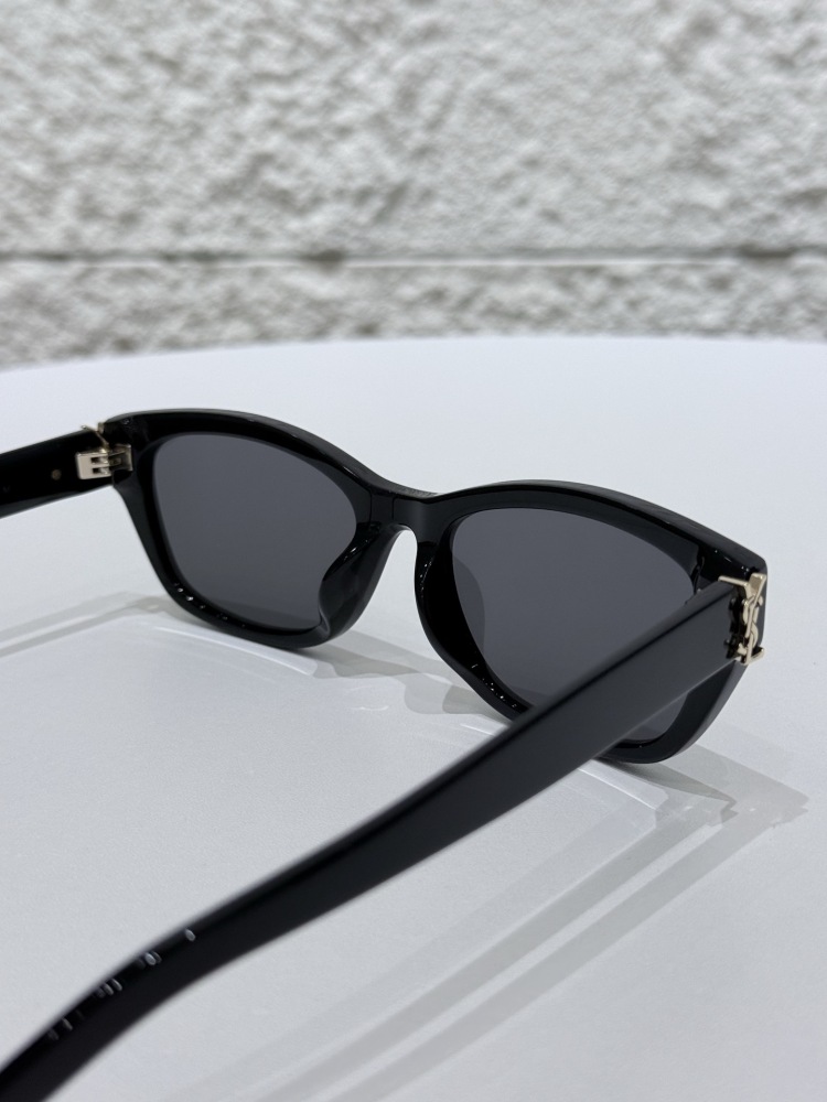 SAINT LAURENT SUNGLASSES