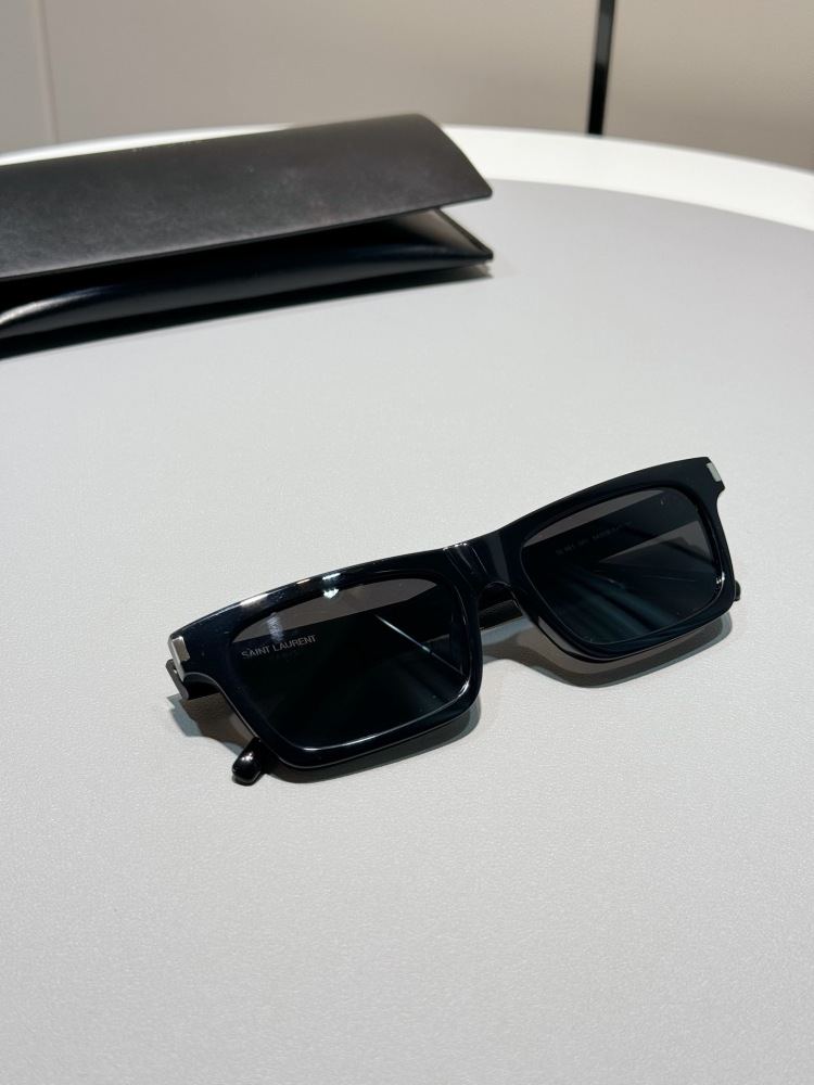 SAINT LAURENT SUNGLASSES