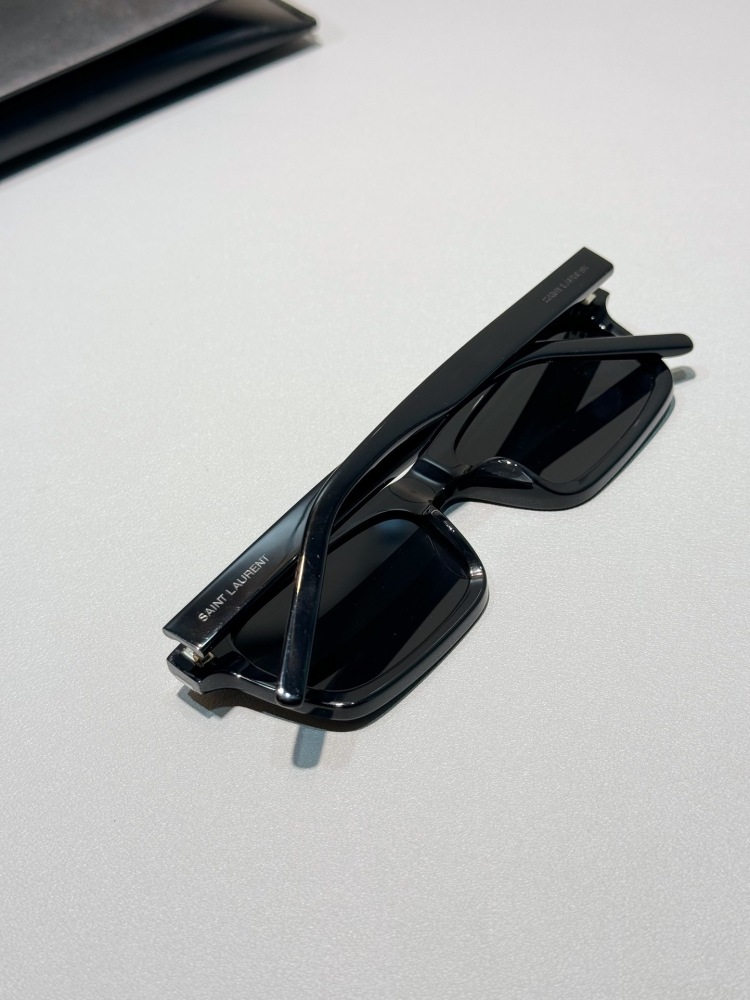 SAINT LAURENT SUNGLASSES