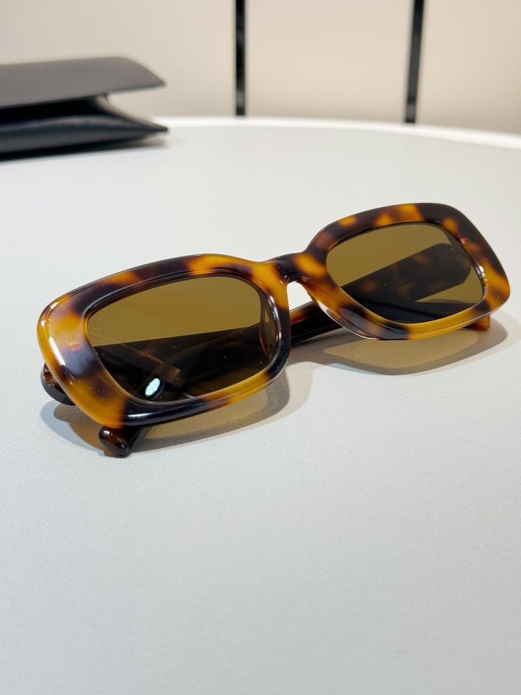 SAINT LAURENT SUNGLASSES